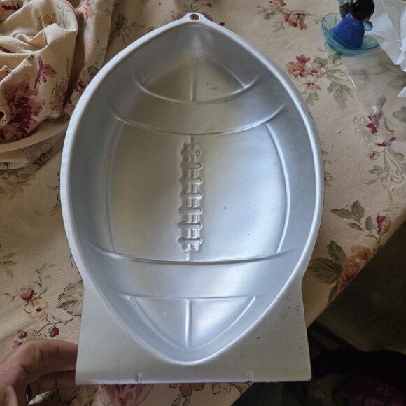 1990 Wilton First And Ten Football Cake Pan 2105-6504 - Picture 3 of 6